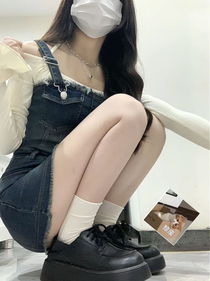 牛仔面料 S型 方形领 洗水 全蚀色 