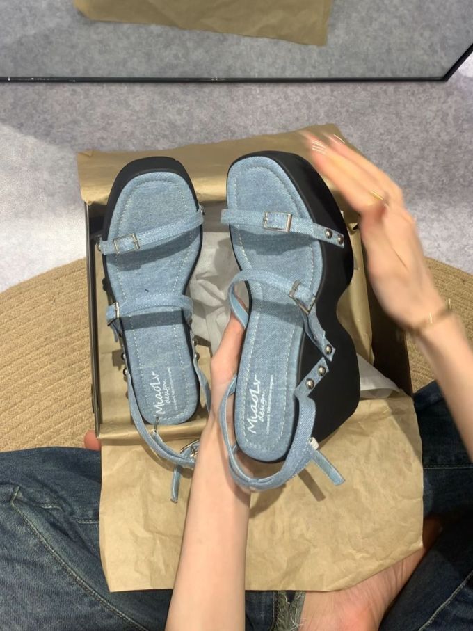 无帮 袢扣 皮革 