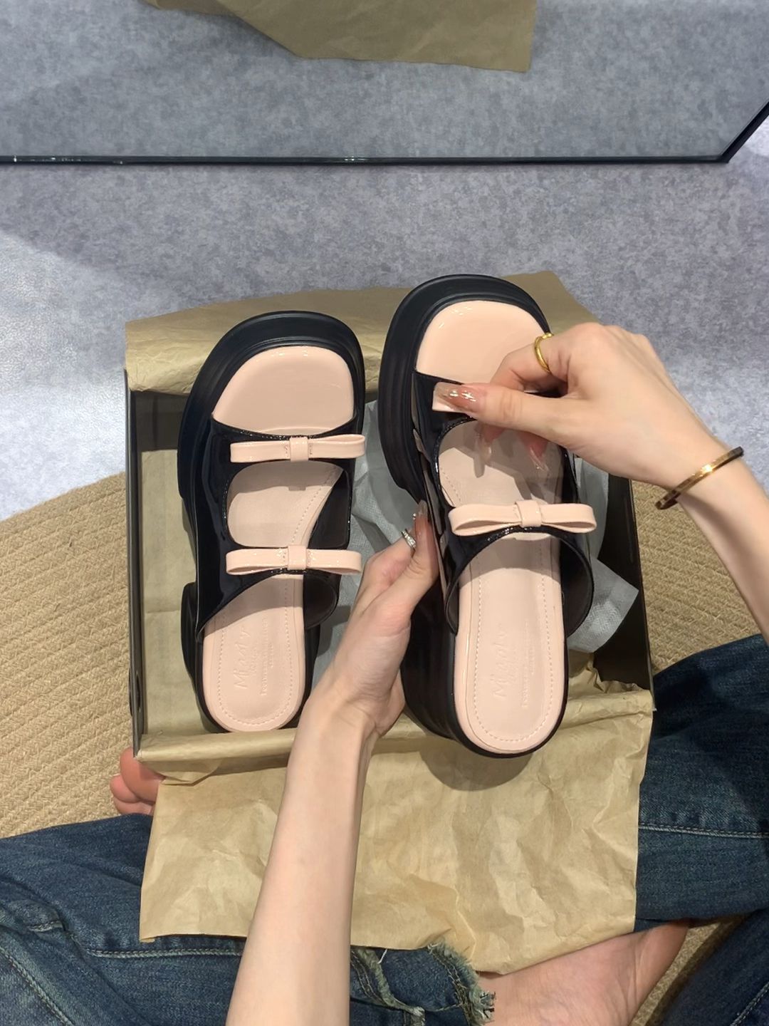 圆头 皮革  - VALI鞋履AI设计主图