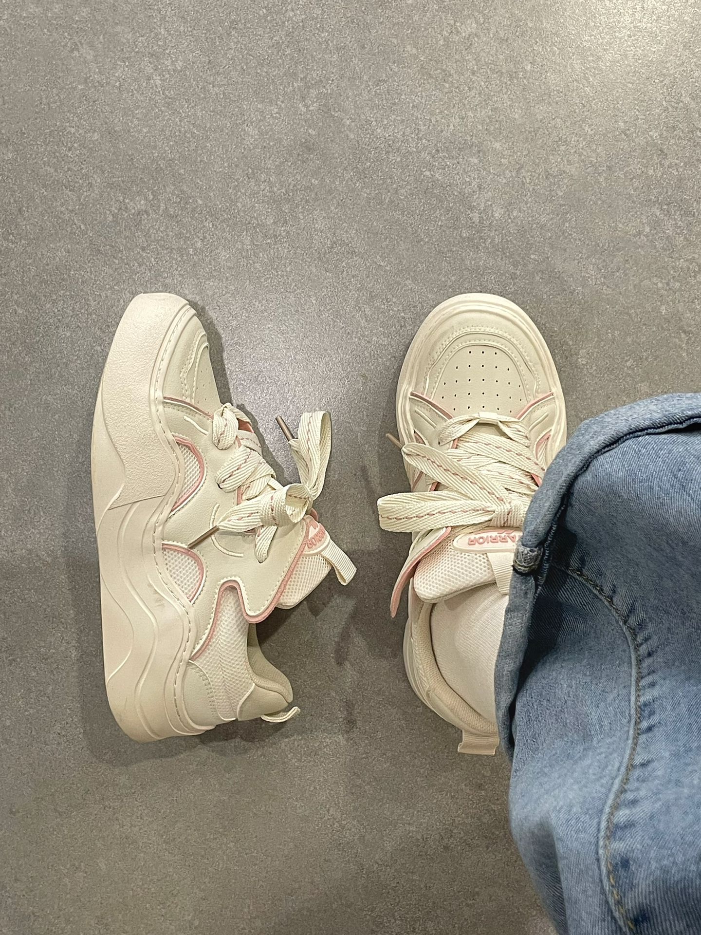 中帮 系带 皮革  - VALI鞋履AI设计主图