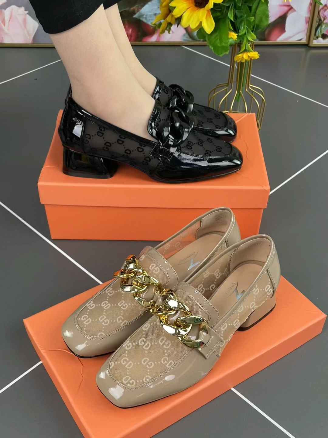 低帮 一脚蹬 深口鞋 皮革  - VALI鞋履AI设计主图