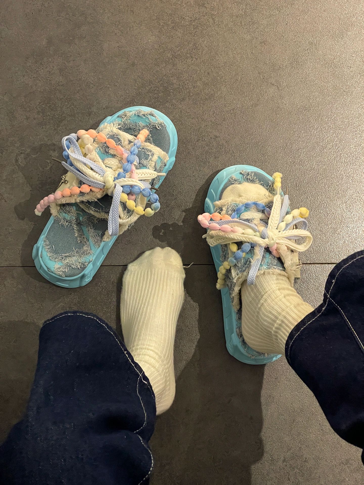  - VALI鞋履AI设计主图