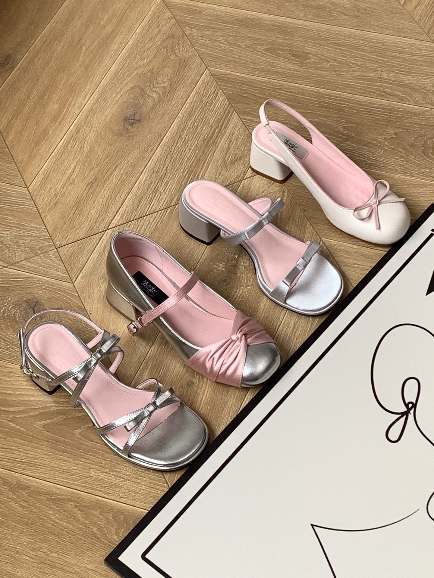 无帮 袢扣 皮革  - VALI鞋履AI设计主图