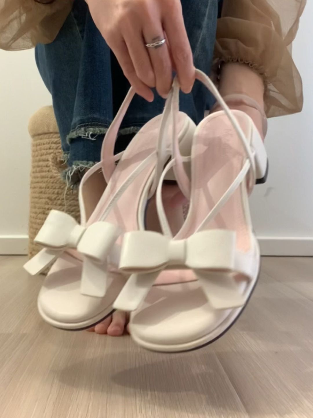 无帮  - VALI鞋履AI设计主图