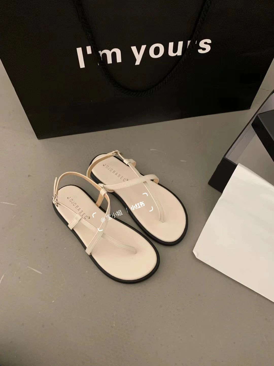 无帮 袢扣 皮革  - VALI鞋履AI设计主图