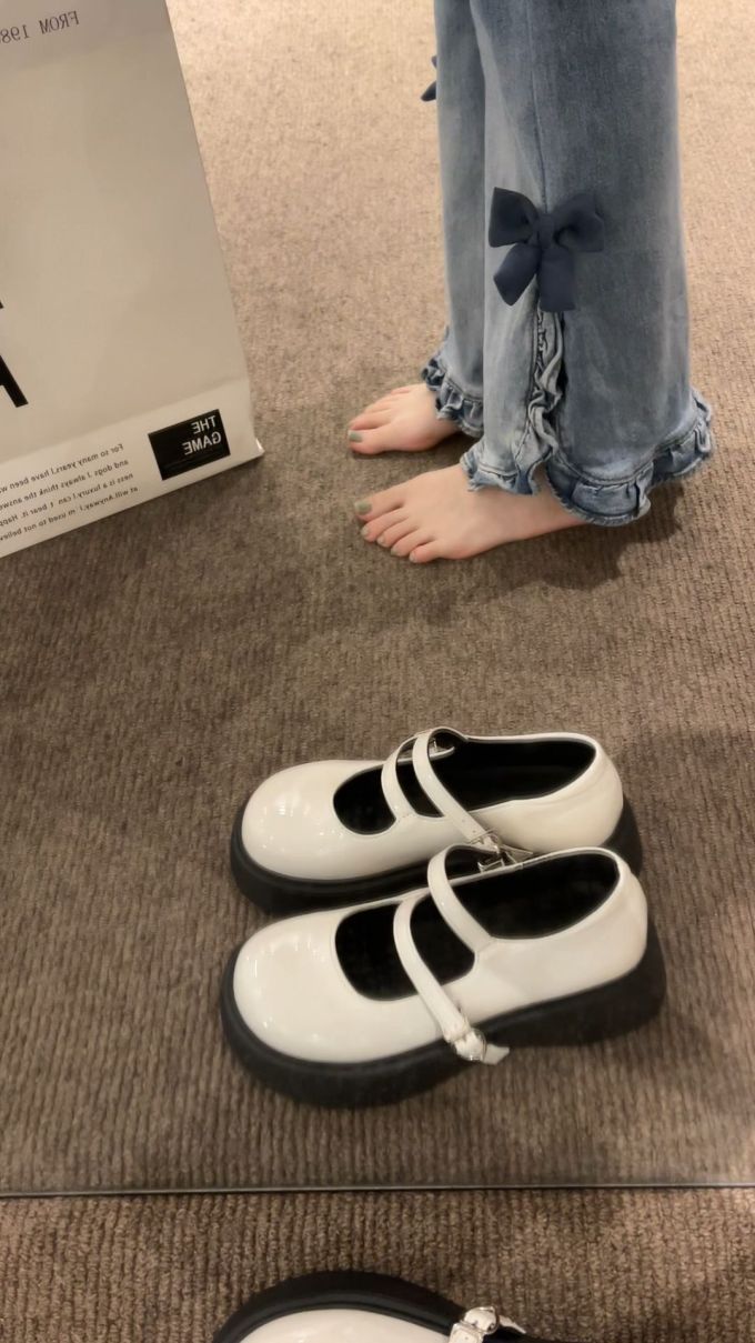 圆头 袢扣 中口鞋 皮革 