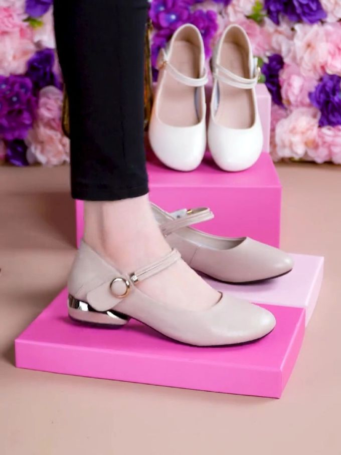 圆头 袢扣 浅口鞋 皮革 