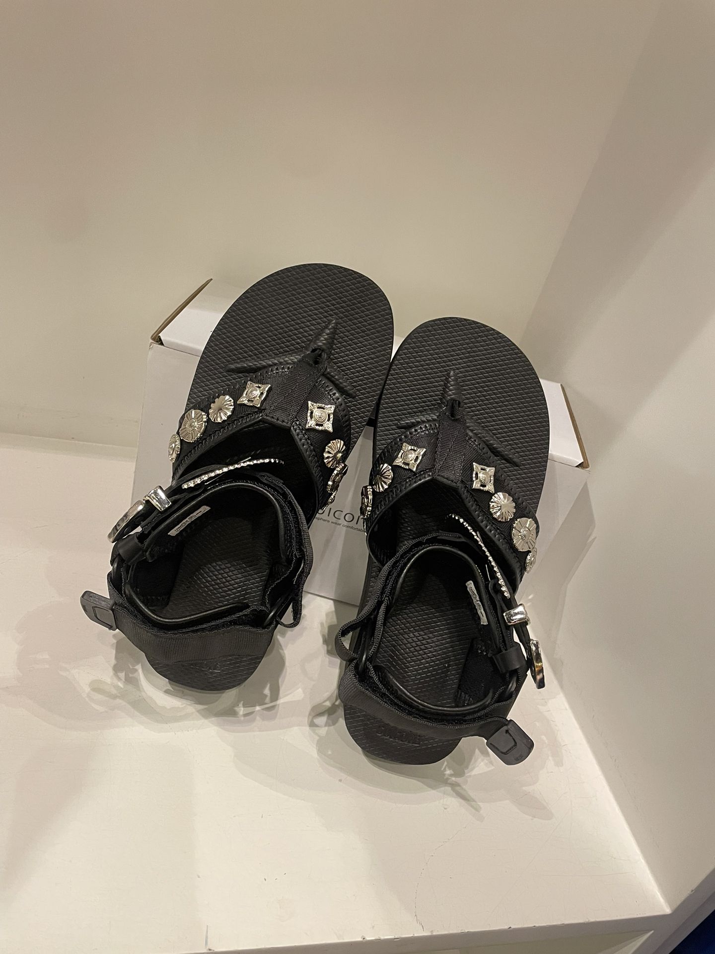 无帮  - VALI鞋履AI设计主图