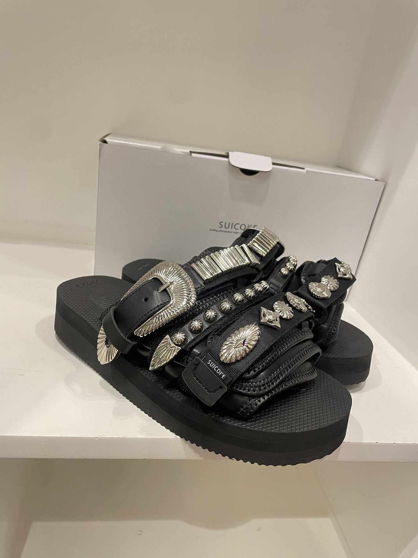 无帮  - VALI鞋履AI设计主图