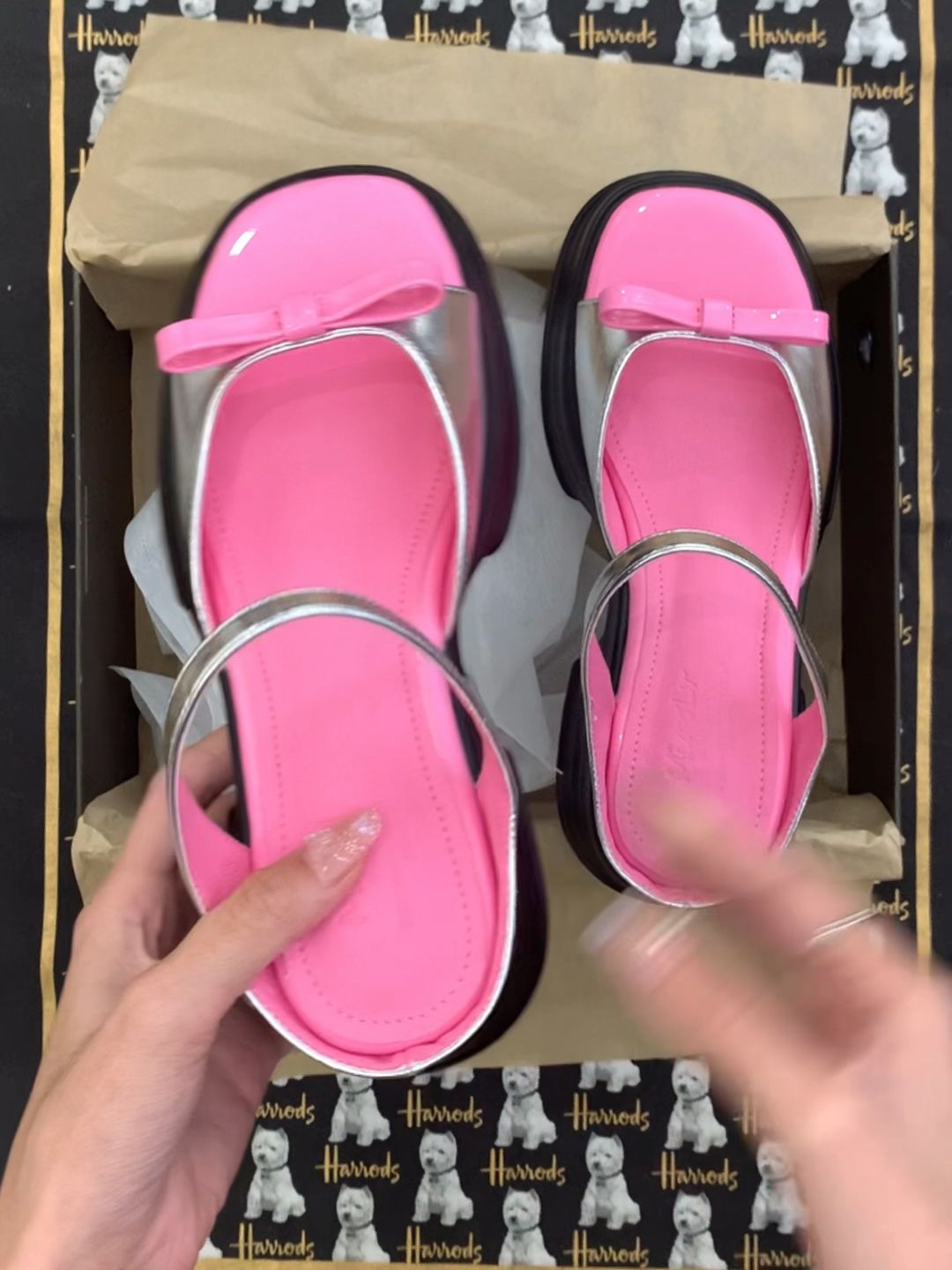 无帮  - VALI鞋履AI设计主图