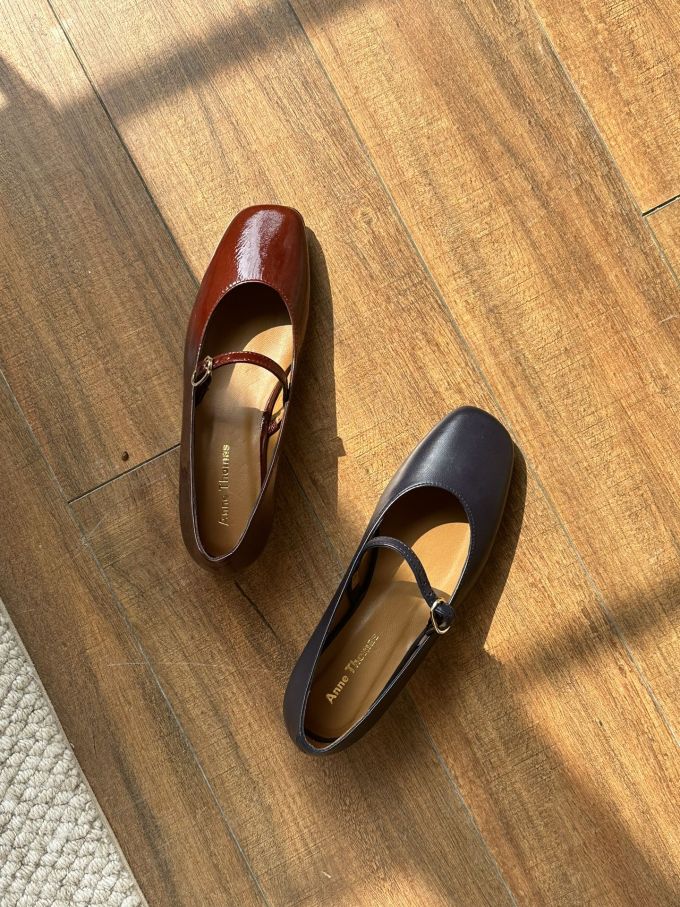 圆头 袢扣 浅口鞋 皮革 