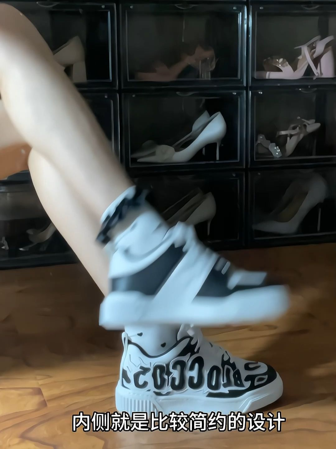  - VALI鞋履AI设计主图