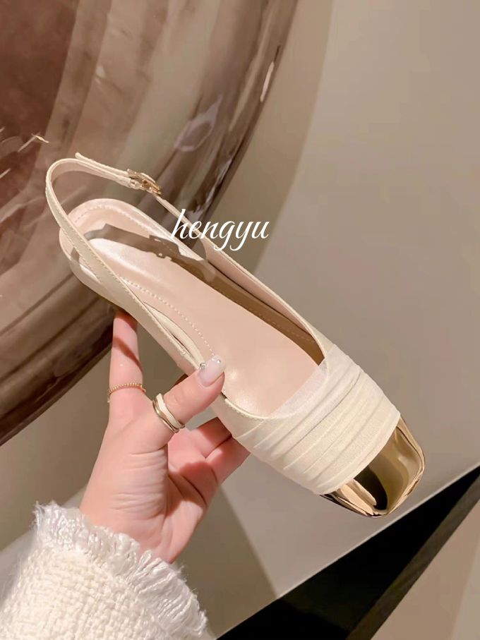 袢扣 浅口鞋 皮革 