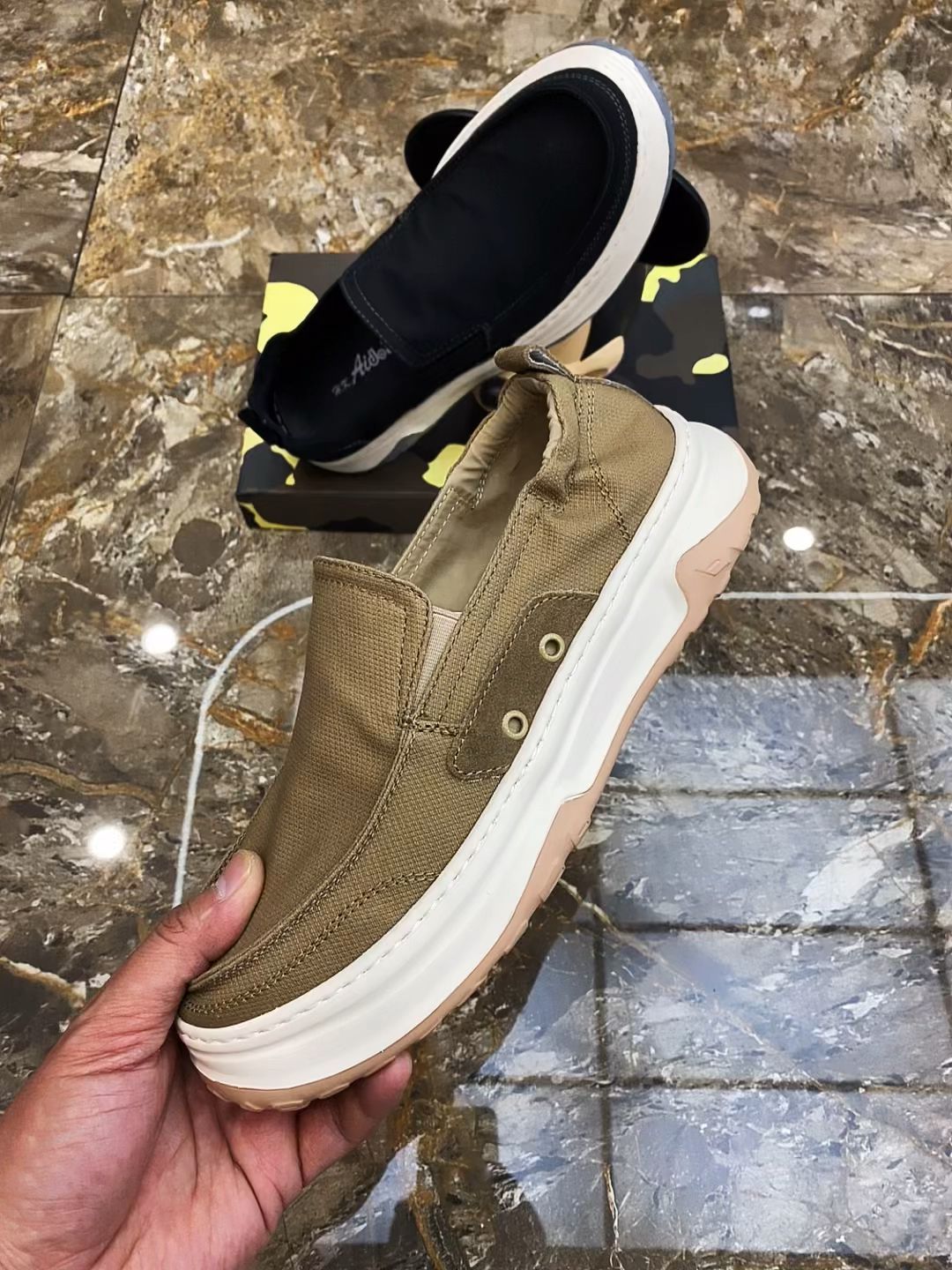 一脚蹬  - VALI鞋履AI设计主图