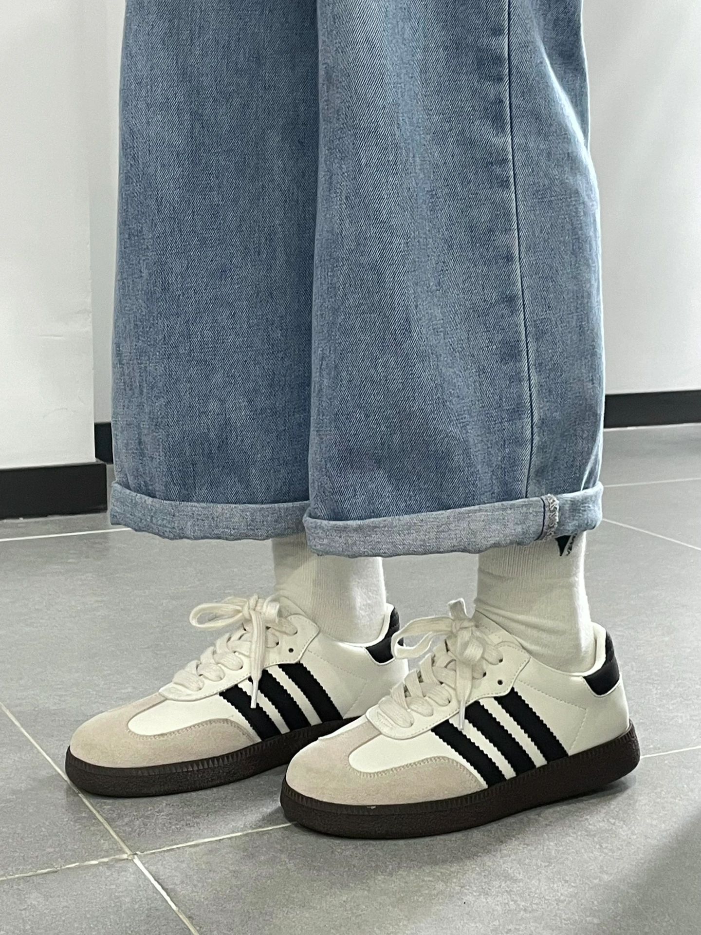 低帮 系带 皮革  - VALI鞋履AI设计主图