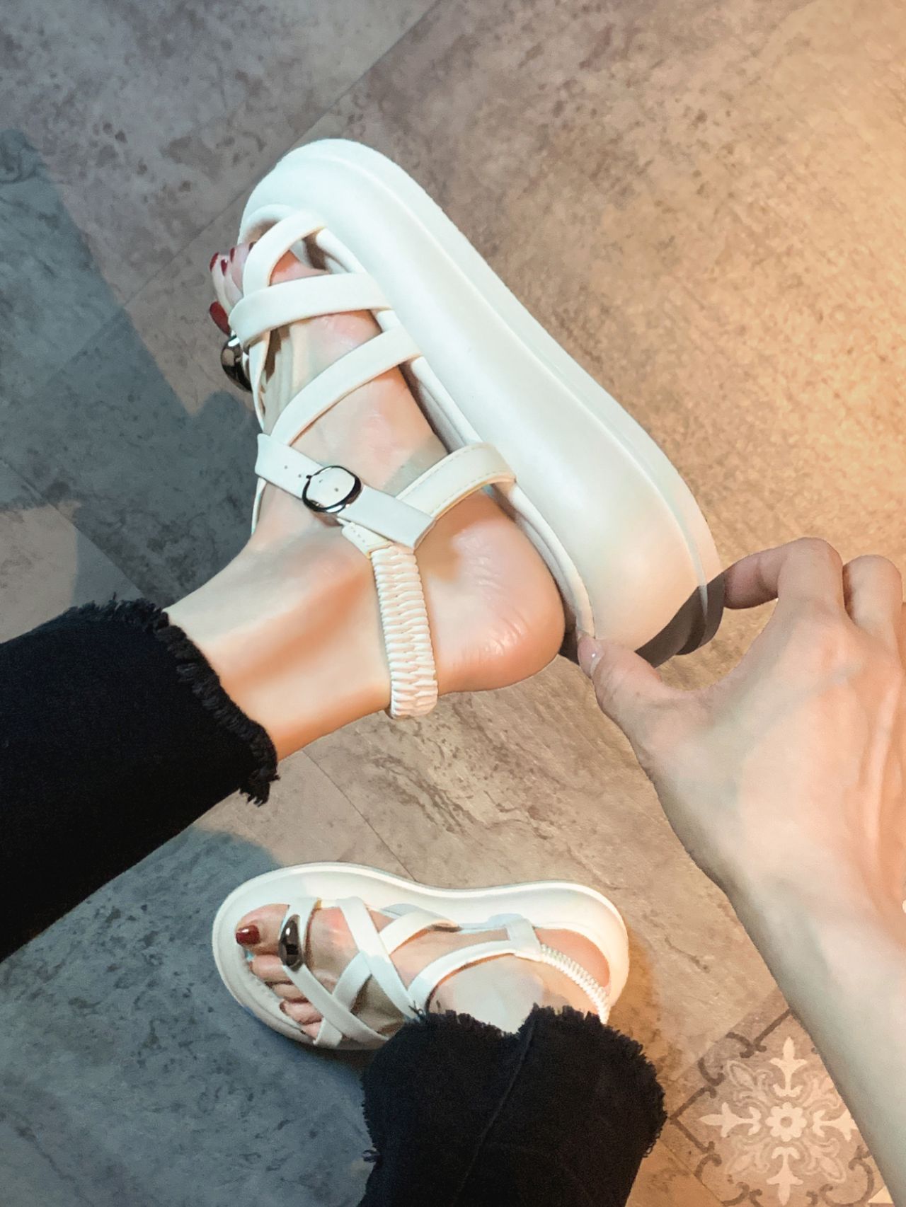 无帮 皮革  - VALI鞋履AI设计主图