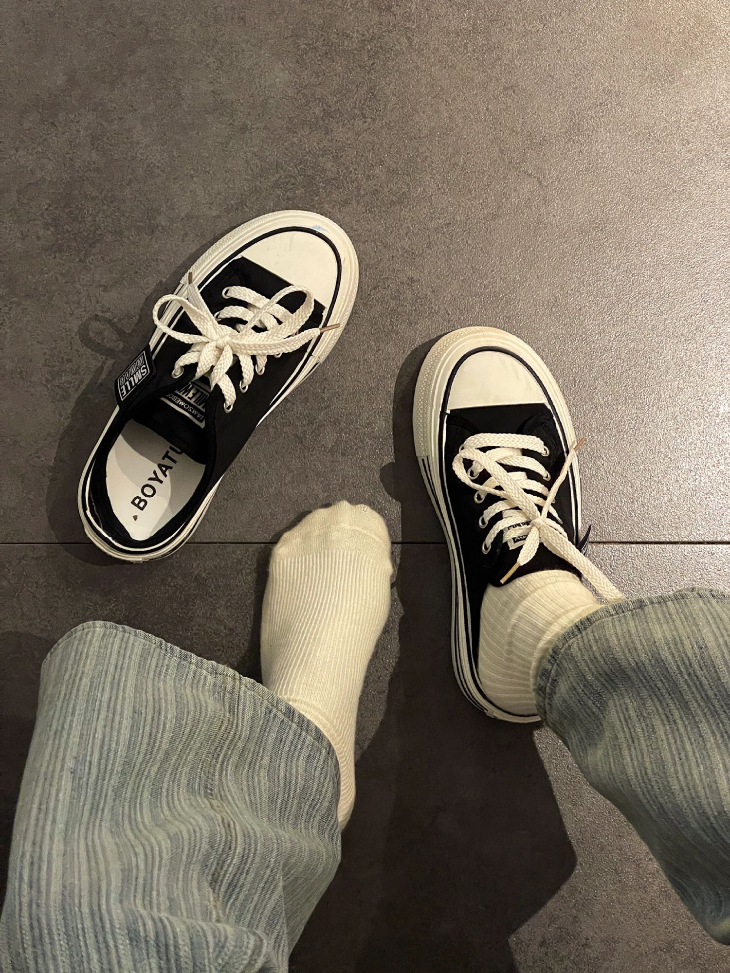 高帮 系带  - VALI鞋履AI设计主图