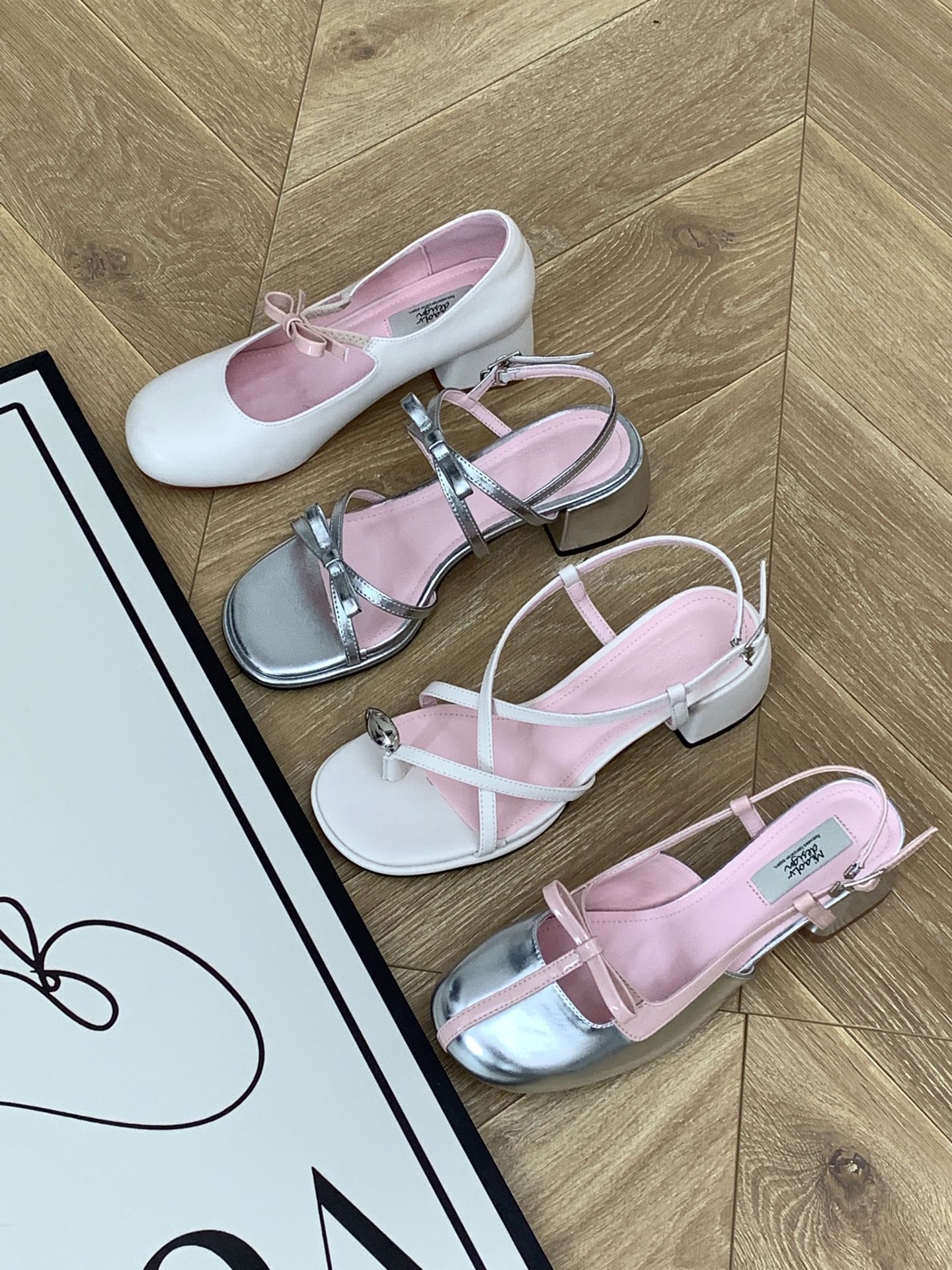 低跟 粗跟 无帮 袢扣  - VALI鞋履AI设计主图