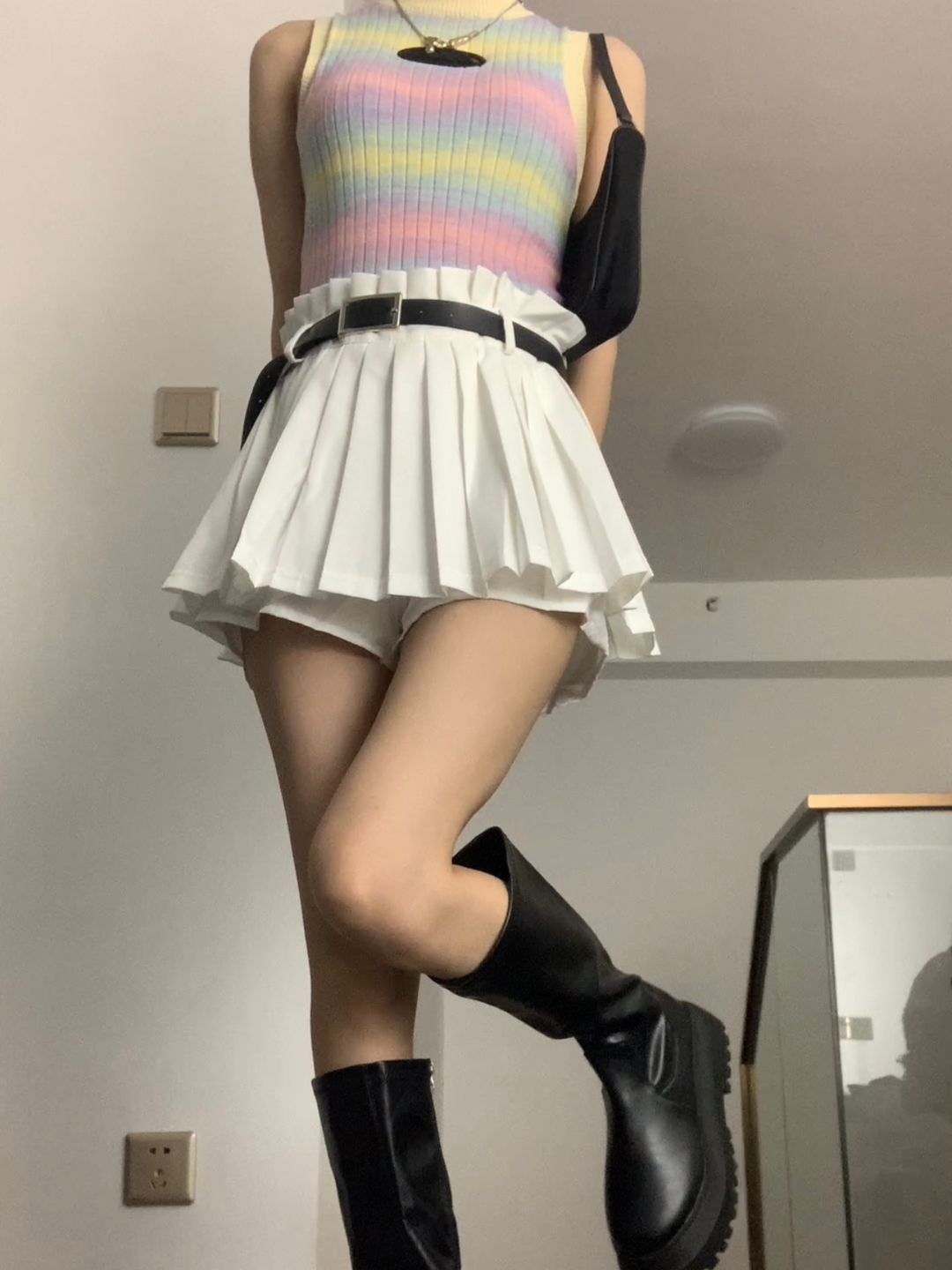 A型 抽褶 香草冰淇淋色 银桦色 奶油奶油 Y2K 辣妹  - VALI鞋履AI设计主图