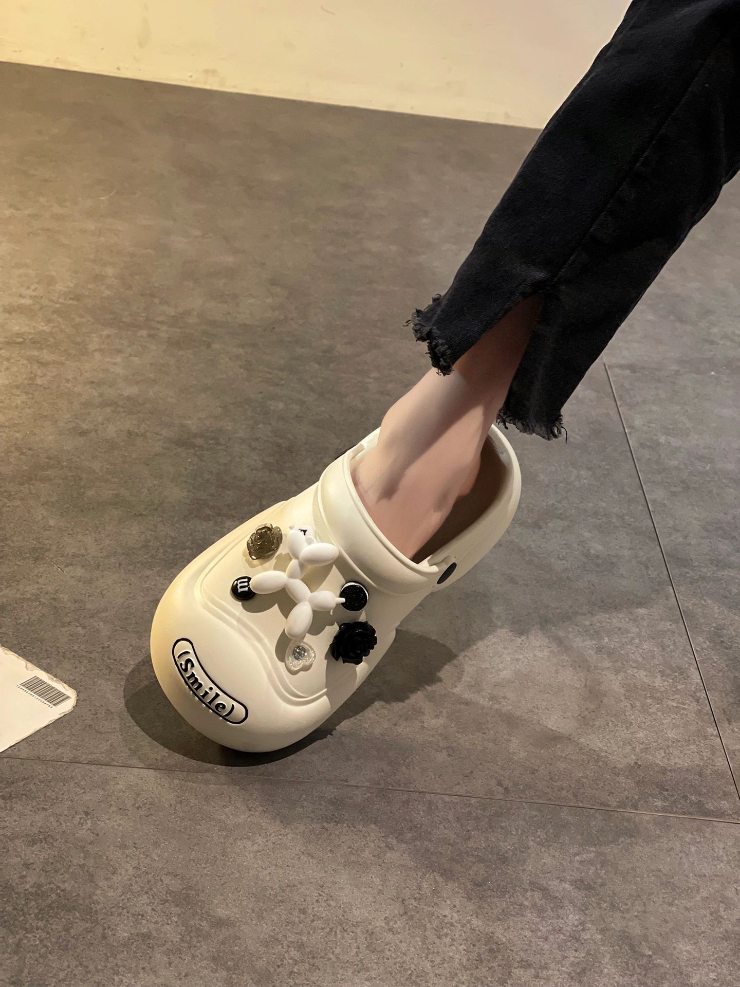 无帮  - VALI鞋履AI设计主图