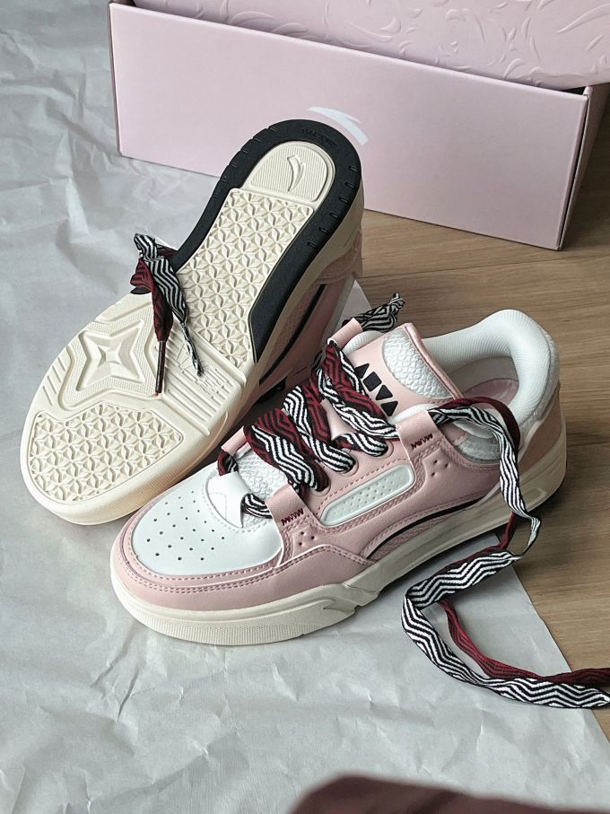 低帮 系带 魔术贴 皮革 