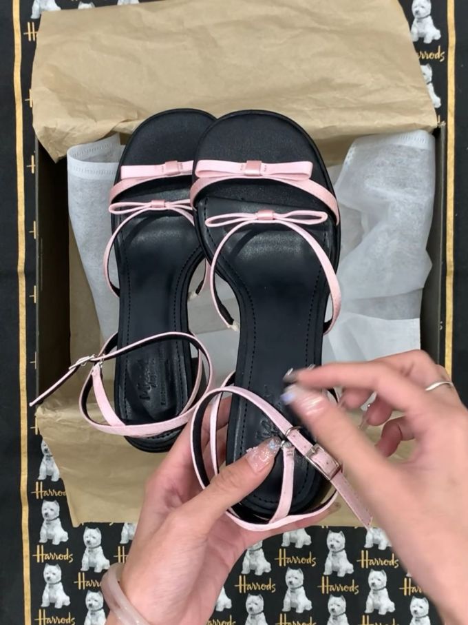 无帮 袢扣 皮革 