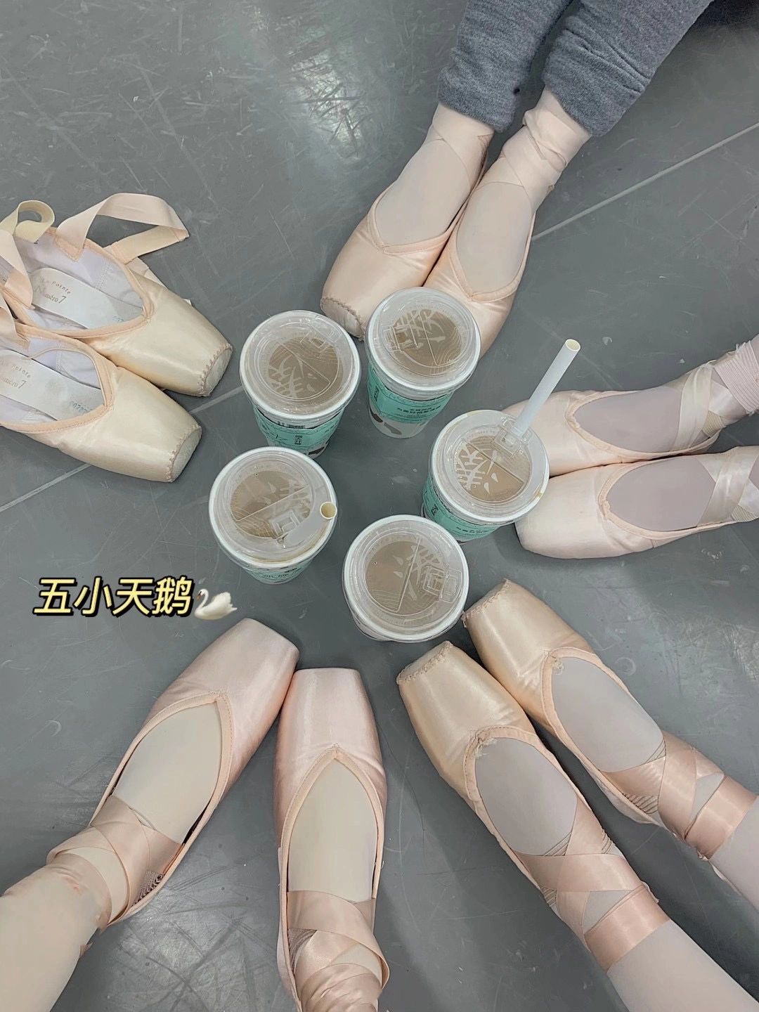 浅口鞋 皮革  - VALI鞋履AI设计主图