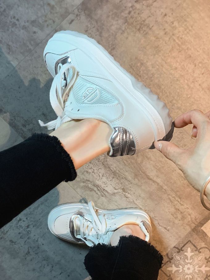 低帮 系带 魔术贴 