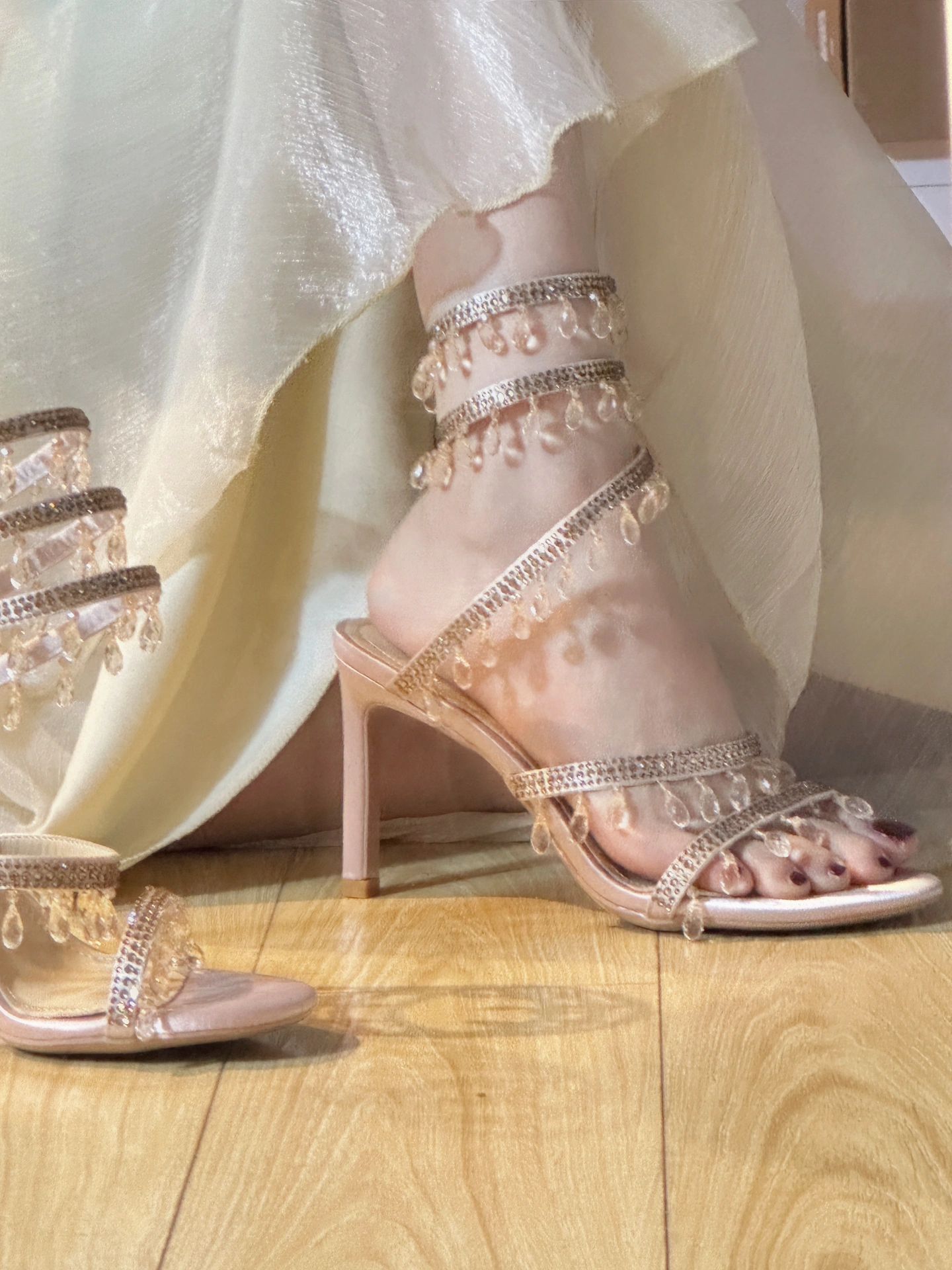 高跟 细跟 无帮  - VALI鞋履AI设计主图