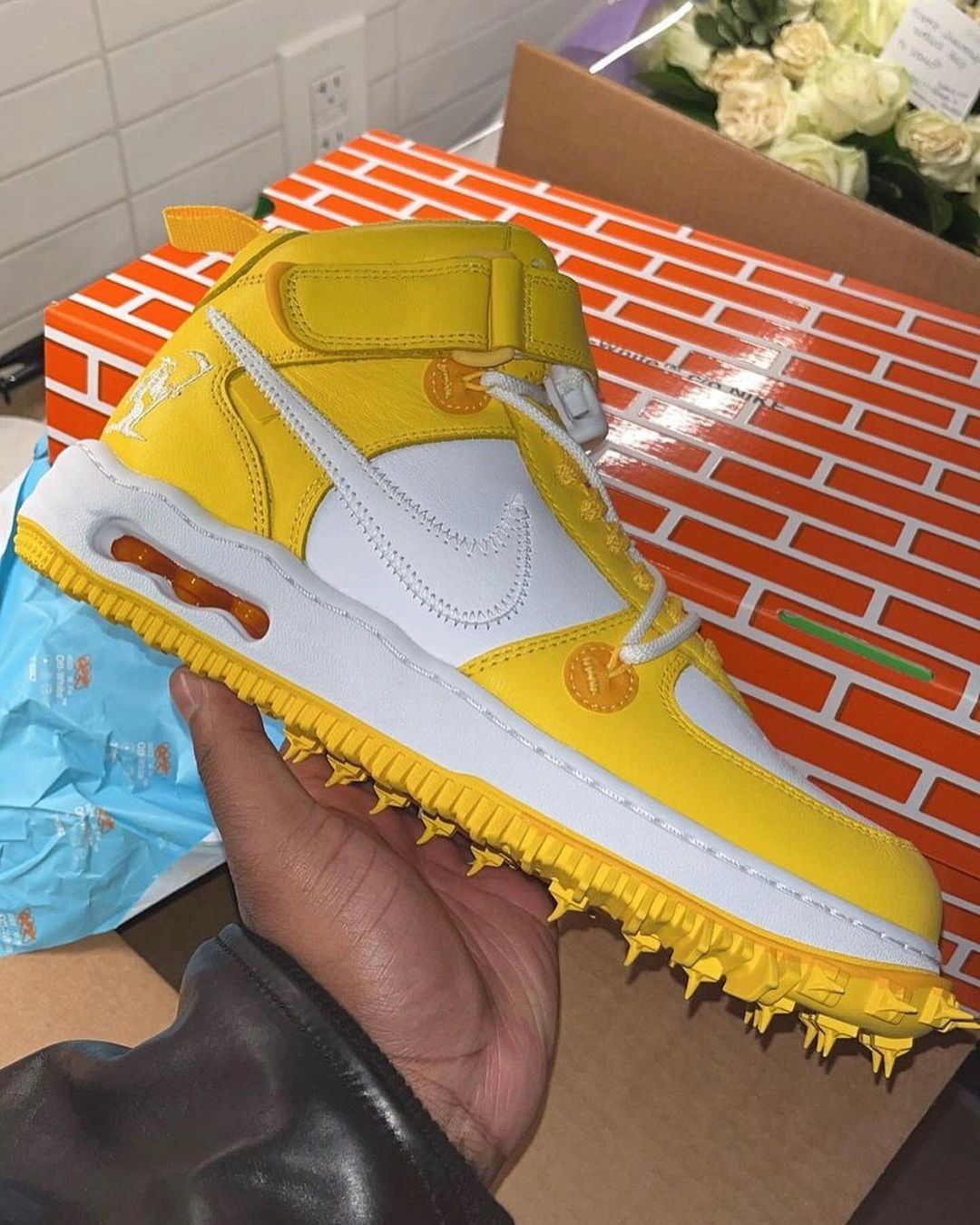 中帮 系带 皮革  - VALI鞋履AI设计主图