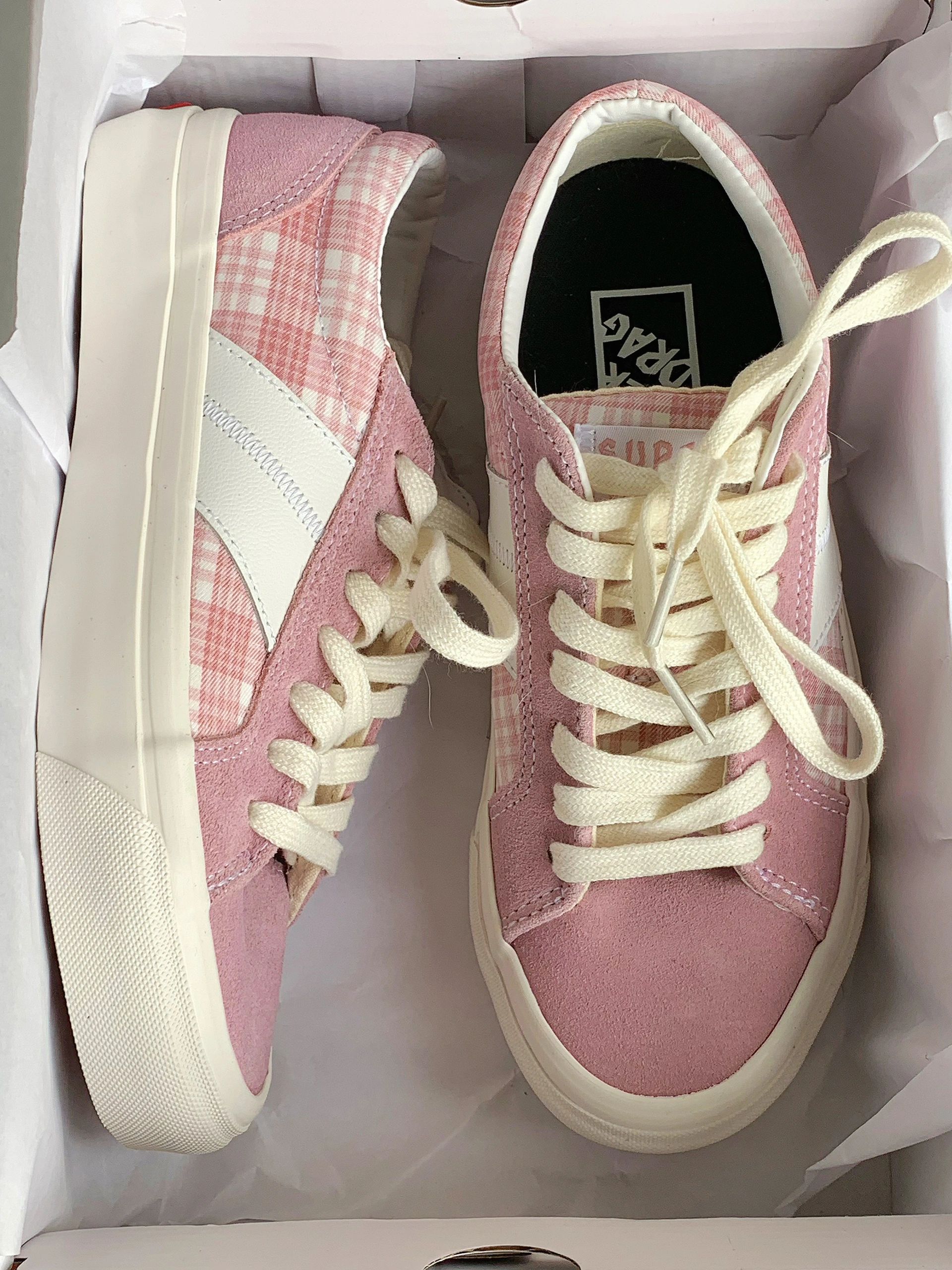 系带 皮革  - VALI鞋履AI设计主图