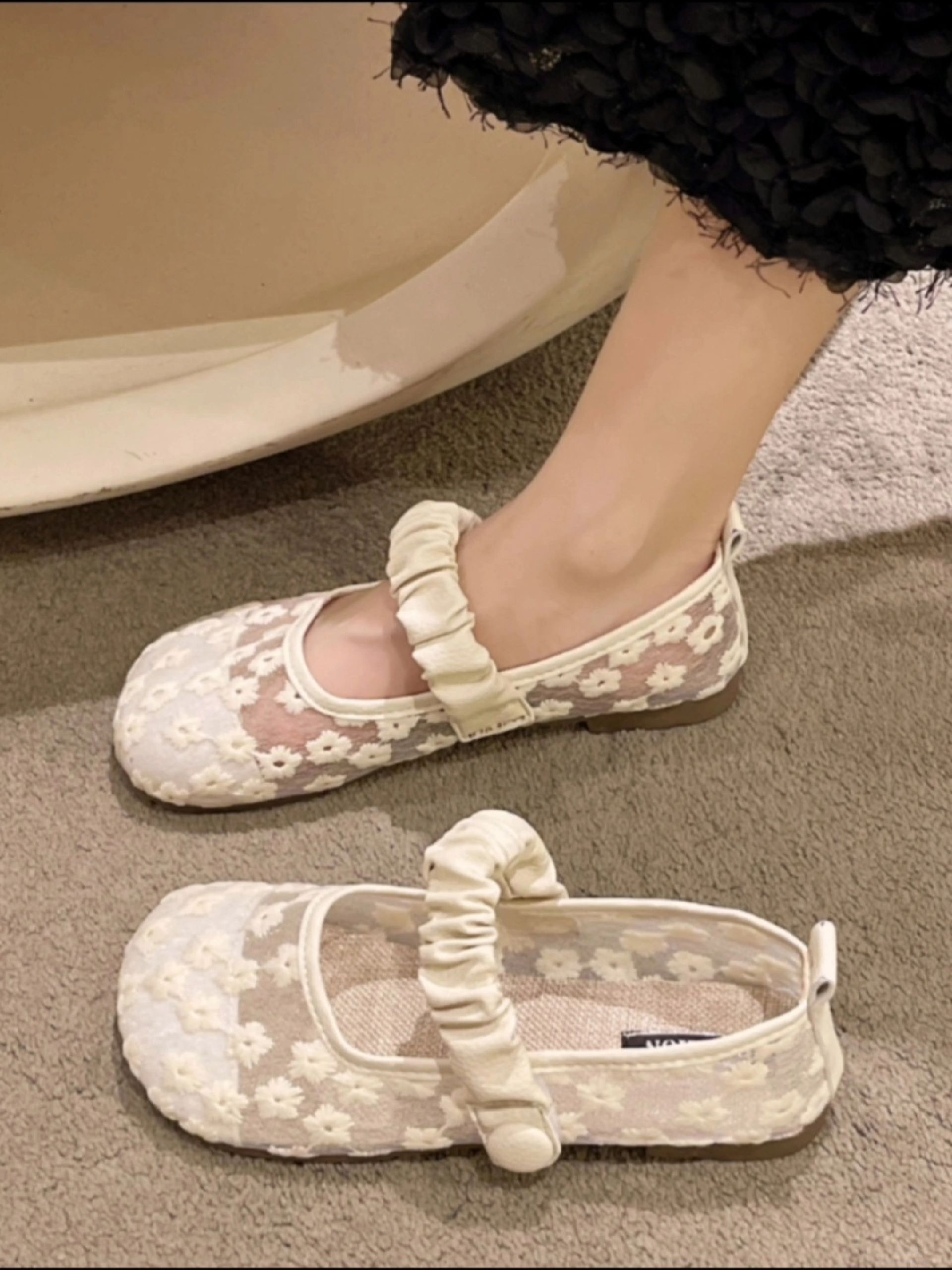 平底 圆头 中口鞋 蕾丝  - VALI鞋履AI设计主图