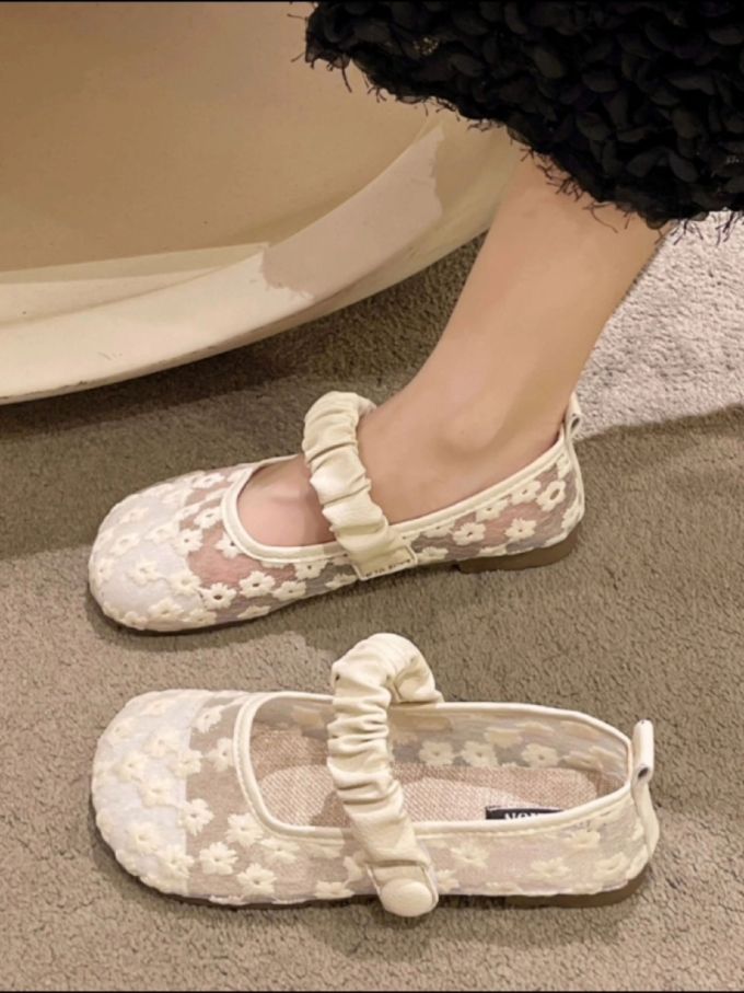 平底 圆头 中口鞋 蕾丝 