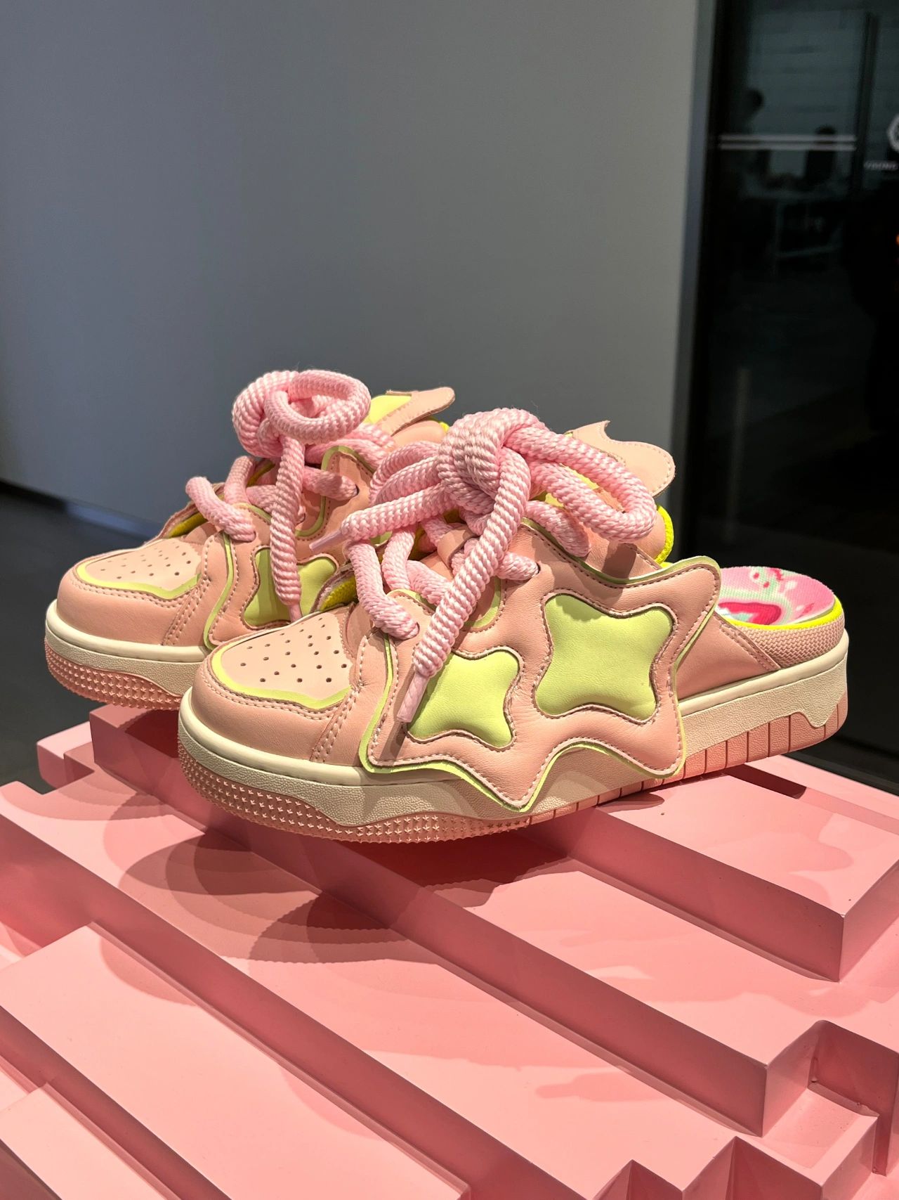 低帮 系带 皮革  - VALI鞋履AI设计主图