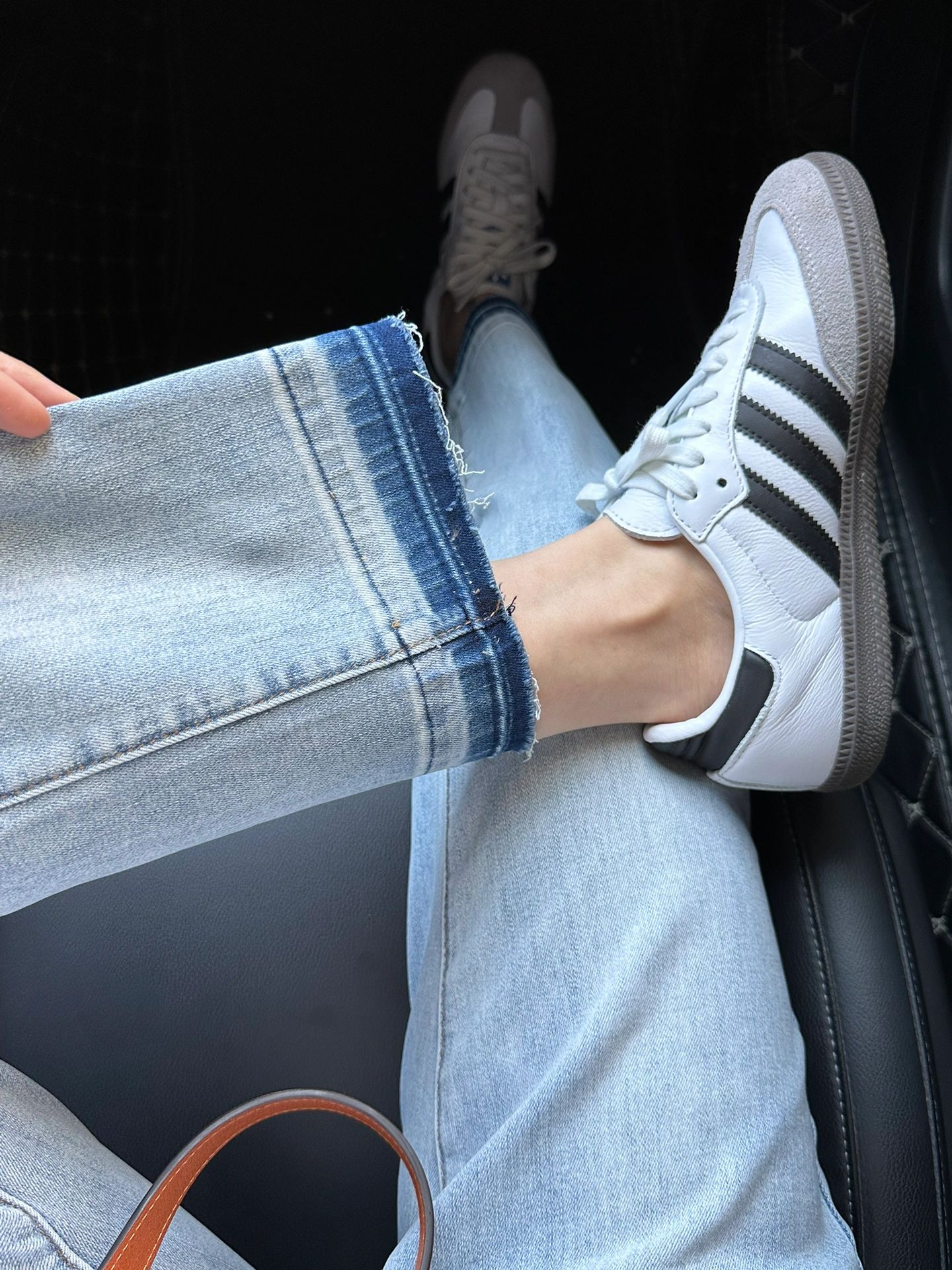 低帮 系带 皮革  - VALI鞋履AI设计主图