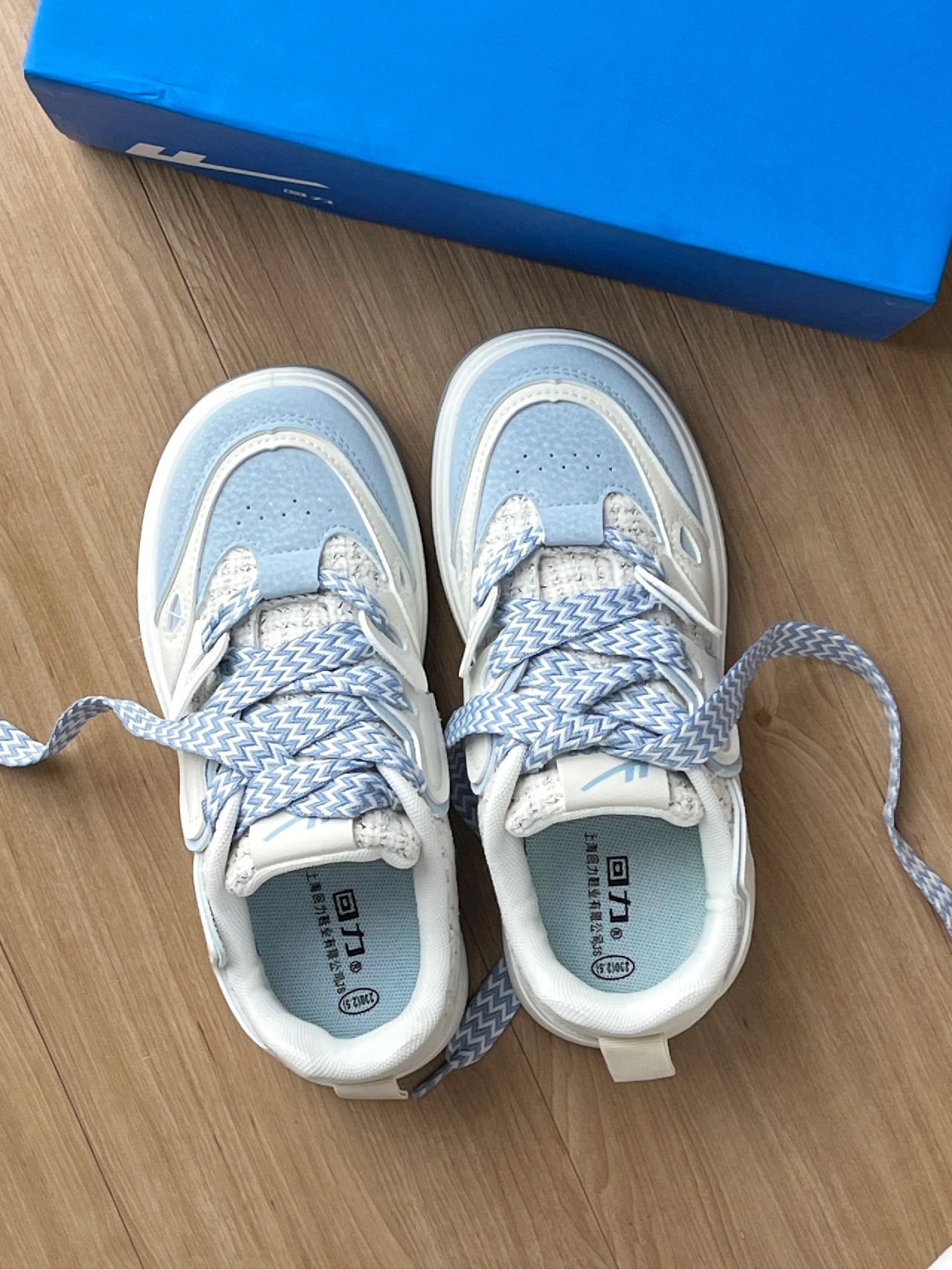 系带  - VALI鞋履AI设计主图