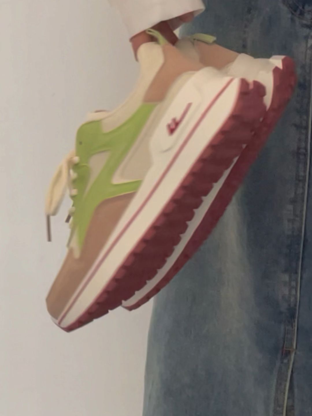 低帮  - VALI鞋履AI设计主图