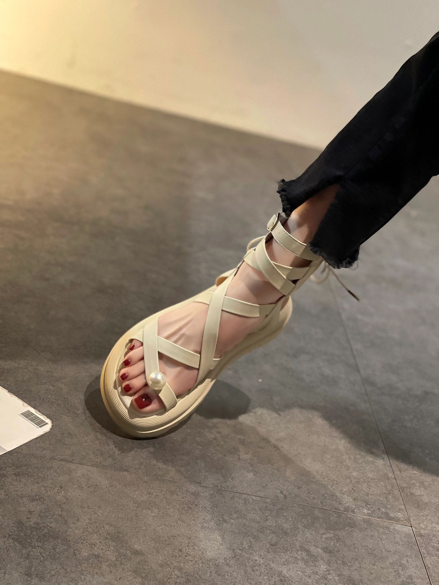 无帮  - VALI鞋履AI设计主图