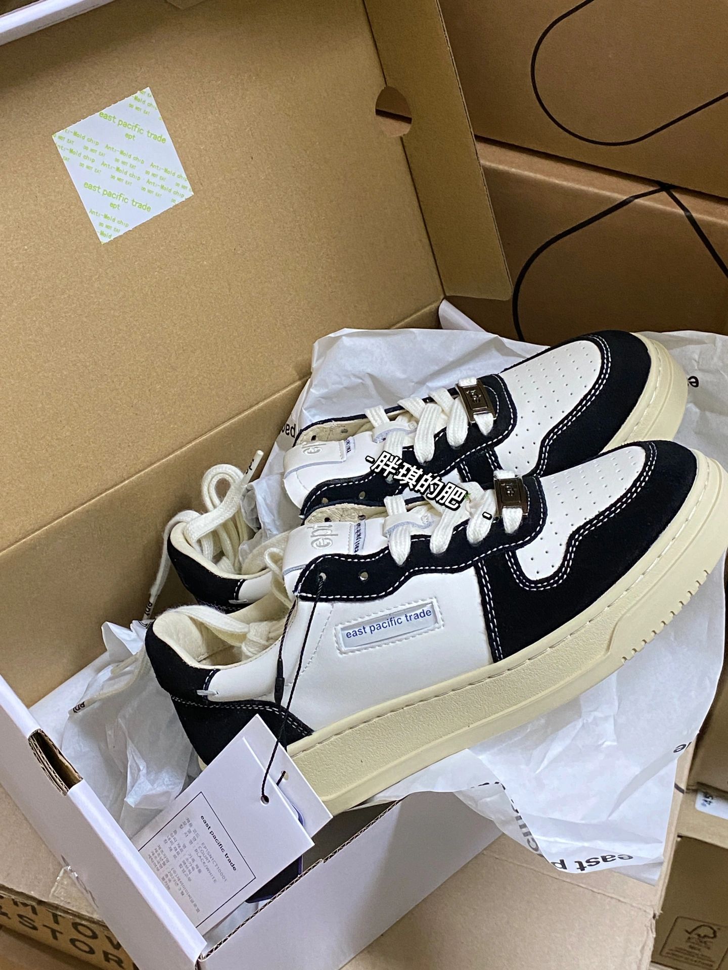 低帮 皮革  - VALI鞋履AI设计主图