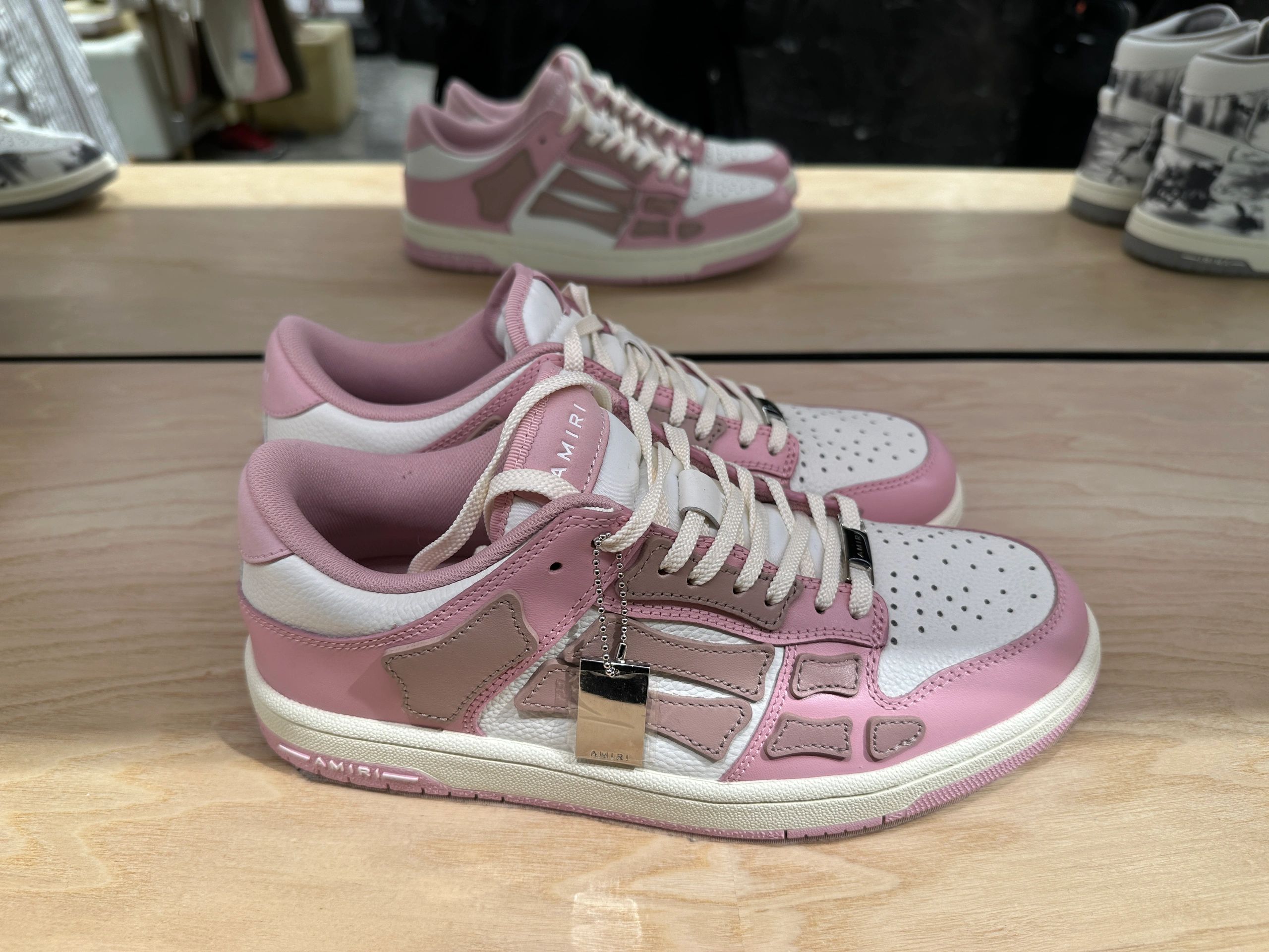 中帮 系带 皮革  - VALI鞋履AI设计主图