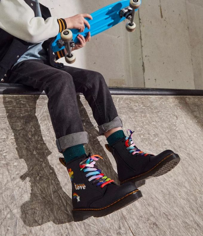 牛仔面料 洗水 黑豆色 