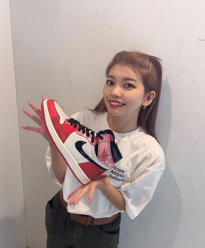 针织面料 H型 圆形领 文字图案 印花 轻粉色 休闲 