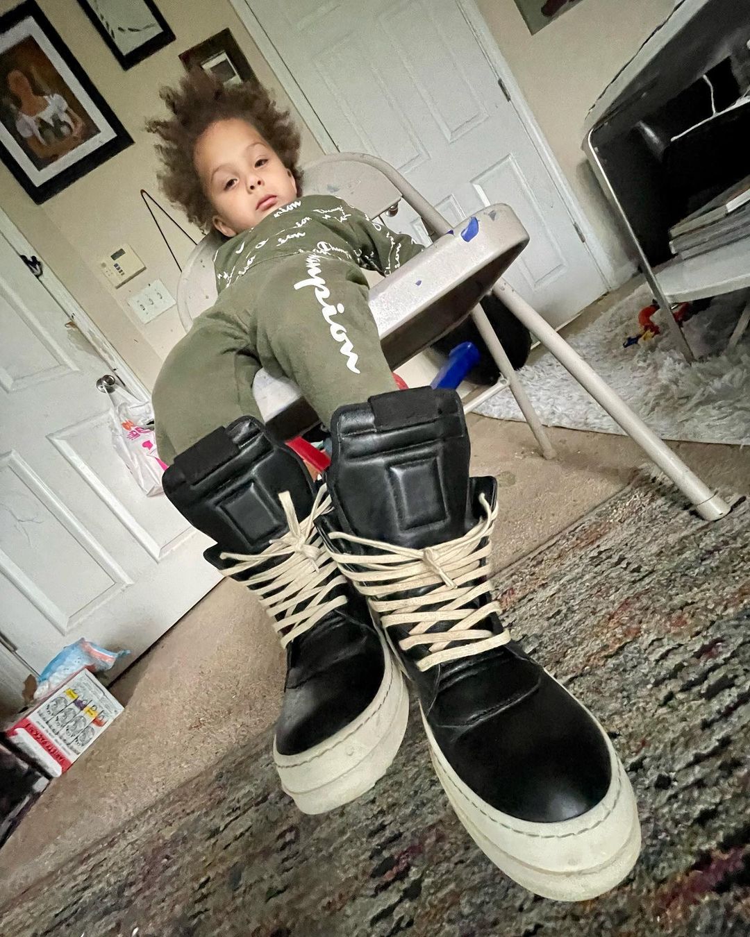 高帮 系带 皮革  - VALI鞋履AI设计主图