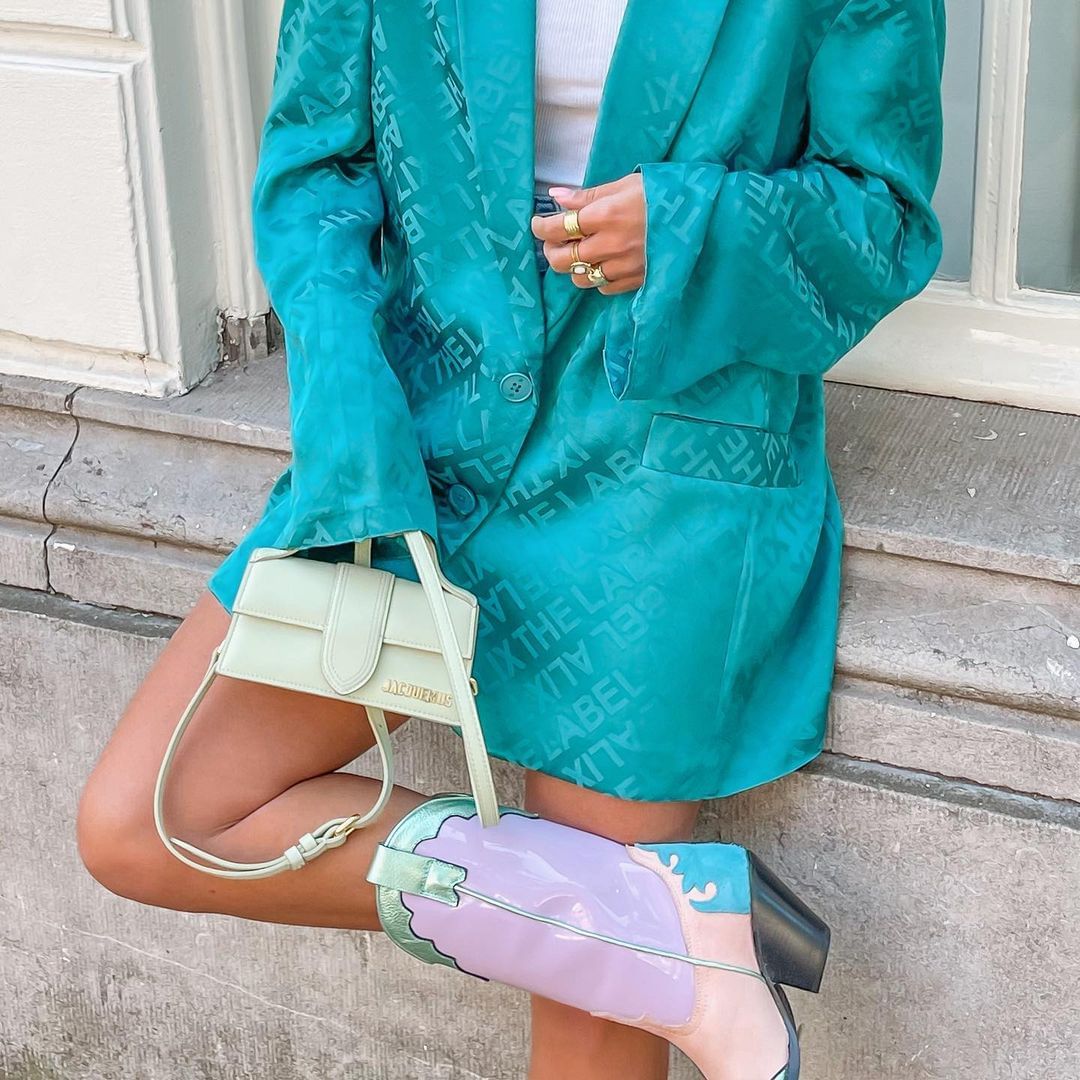 正装面料 H型 文字图案 水底蓝 瓦蓝 基础扣饰  - VALI鞋履AI设计主图