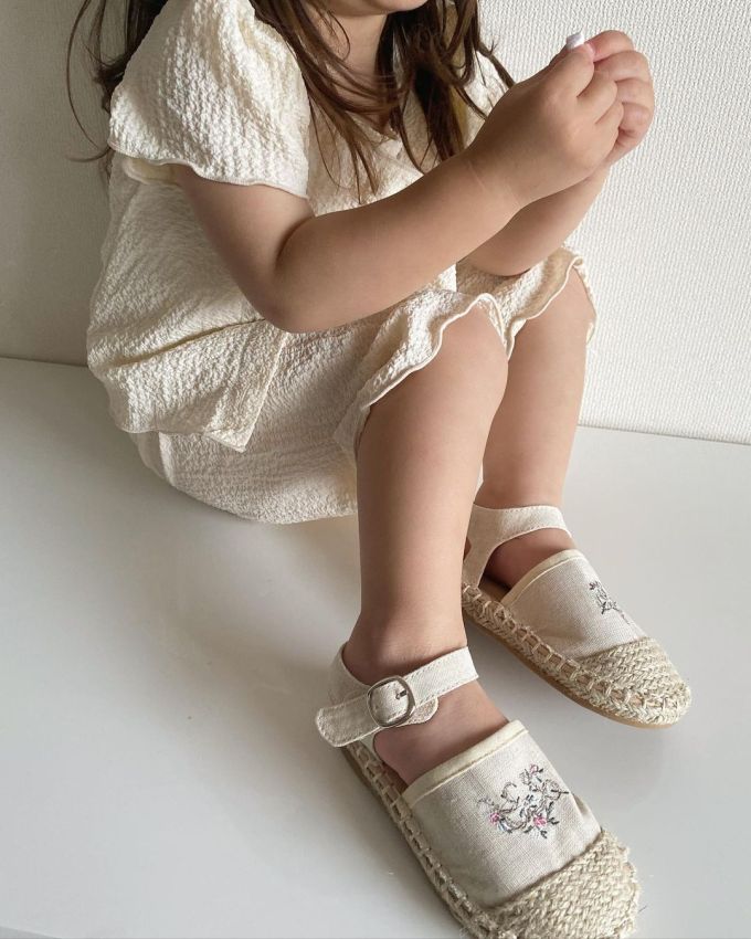 棉麻 圆形领 灰棕色 甜美 