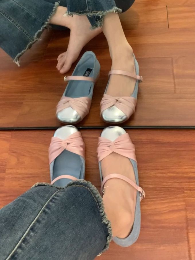 圆头 袢扣 浅口鞋 皮革 