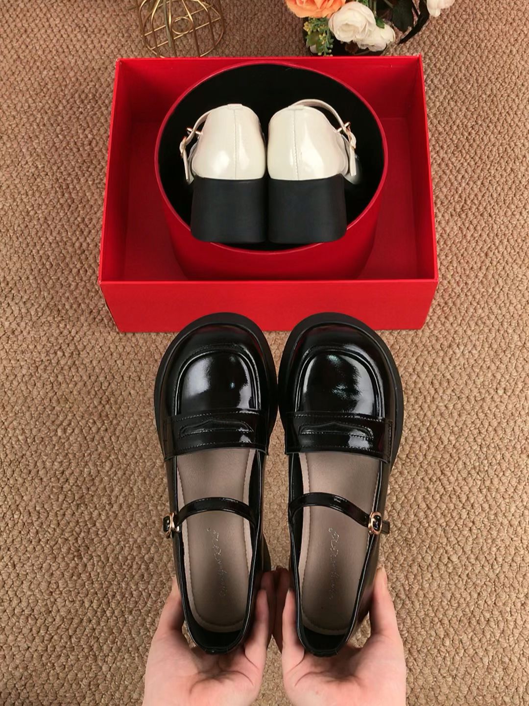 圆头 袢扣 中口鞋 皮革  - VALI鞋履AI设计主图