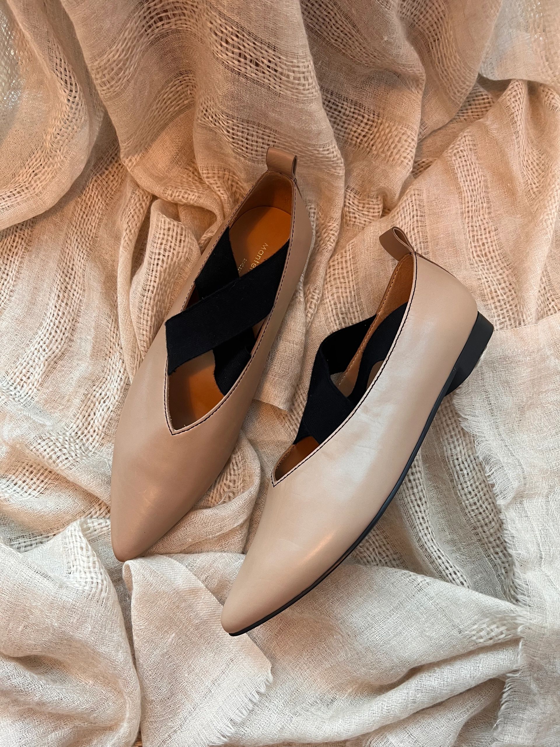 平底 中口鞋 皮革  - VALI鞋履AI设计主图