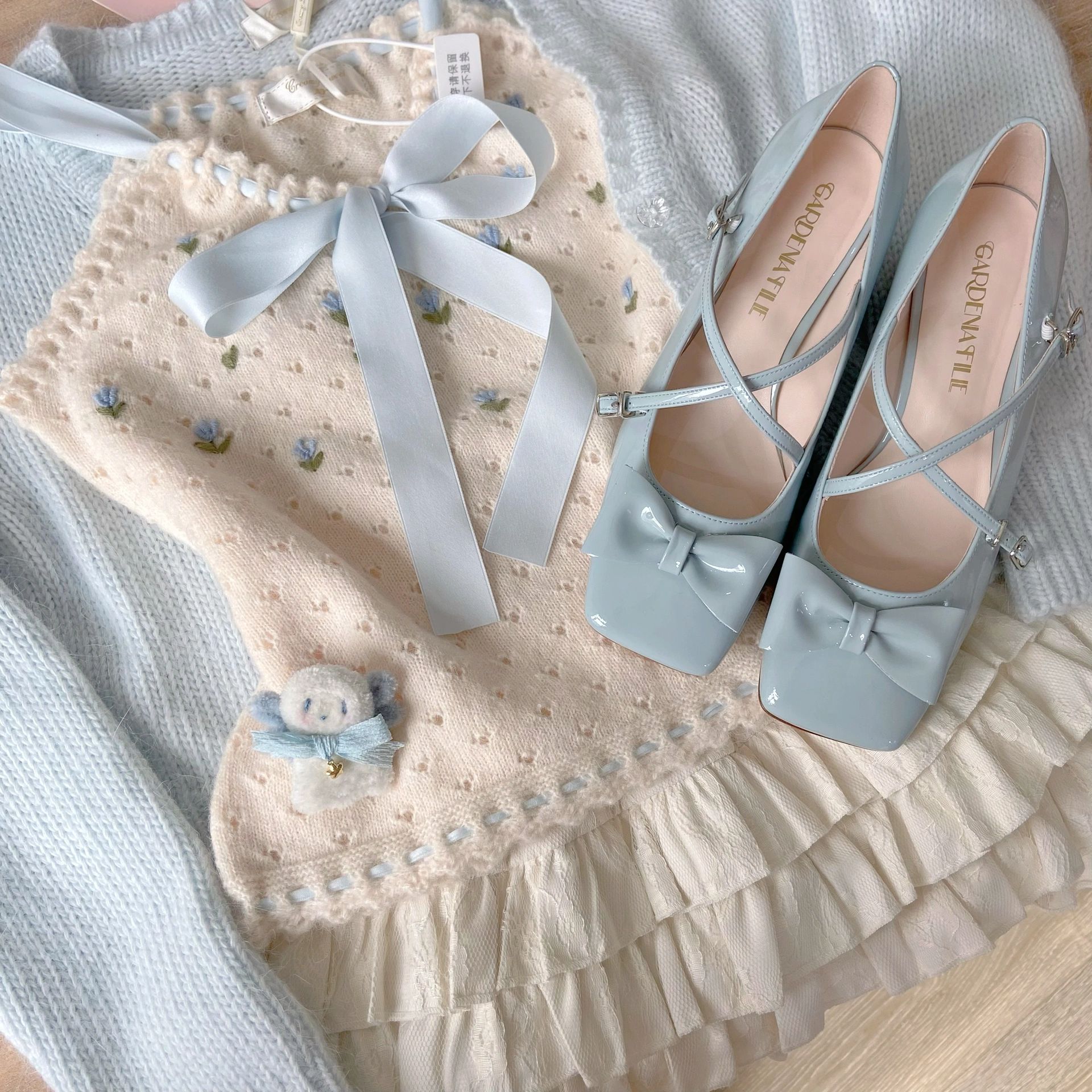 方头 袢扣 浅口鞋 皮革  - VALI鞋履AI设计主图