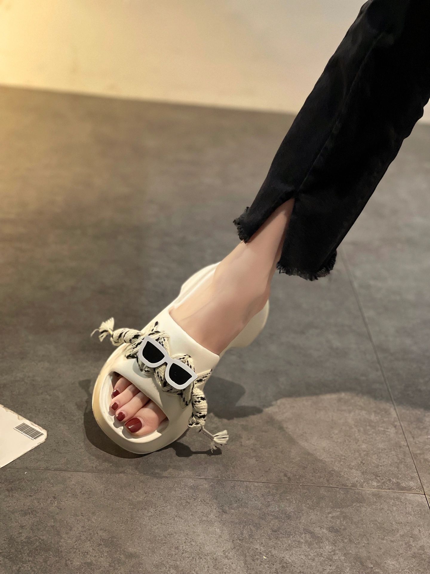 无帮  - VALI鞋履AI设计主图